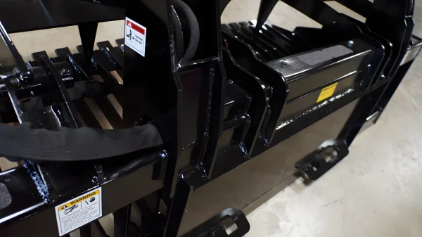 Blue Diamond Rock Grapple Bucket Severe Duty